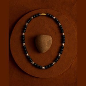 1-layer Tulasi Mala with Black beads